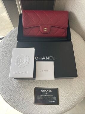CHANEL Burgundy Leather Long Wallet 💯 authentic made in Italy
